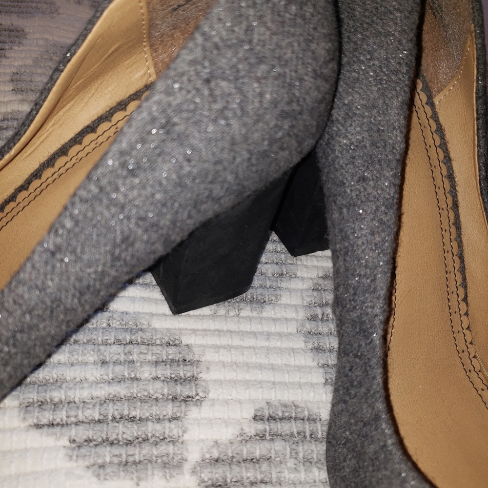 Heels - Picture 4 of 10